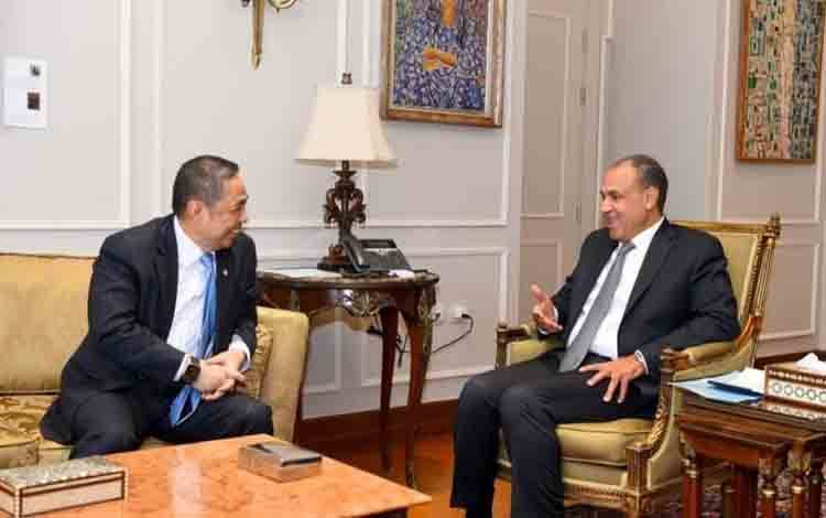 Wamenlu Temui Menlu Mesir, Bahas KTT D-8 hingga Lawatan Al-Sisi ke RI