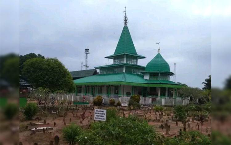 Masjid Berusia Ratusan Tahun di Banua Lawas Tabalong Tetap Tegak Menjaga Sejarah, Rabu Ramai Dikunjungi