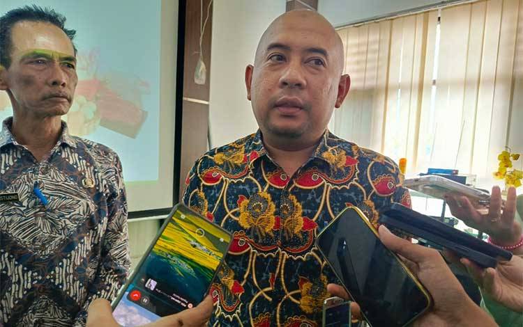 Bulog Kotawaringin Timur Pastikan Stok Minyak Goreng Premium Cukup