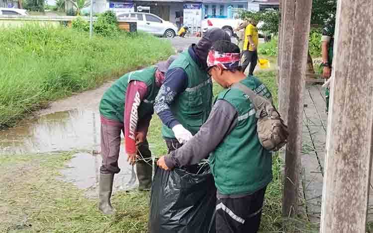 Pemko Palangka Raya Gelar Aksi Bersih-bersih di Pasar Datah Manuah