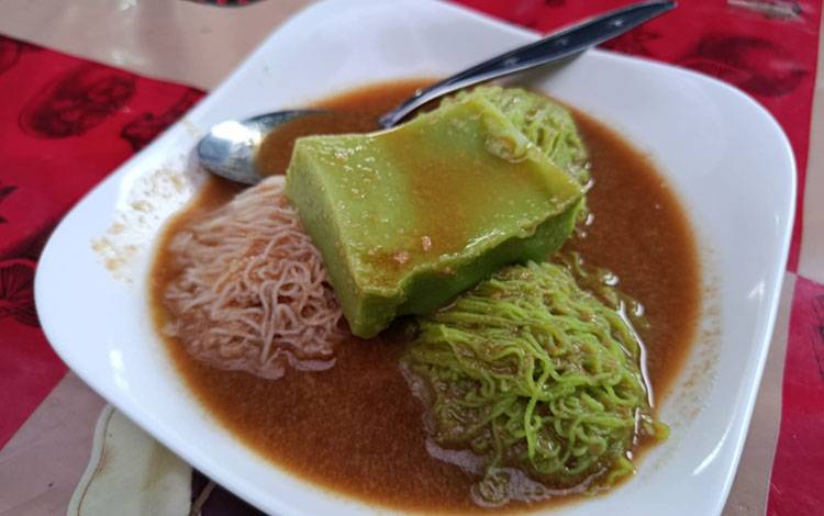 Kue Jadul Tetap Jadi Primadona, Camilan Nostalgia yang Tak Lekang Dimakan Zaman