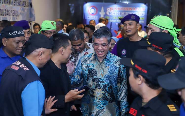 Menaker Minta Anggota Serikat Pekerja Miliki Minimal Satu Sertifikat Keahlian