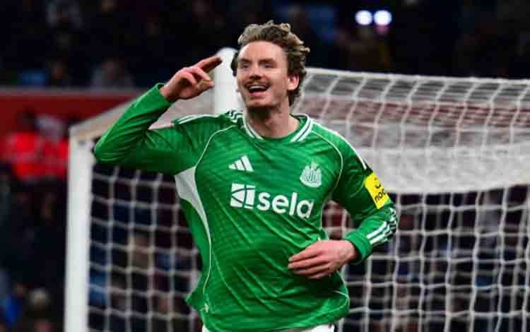 Newcastle ke Putaran Selanjutnya Setelah Tundukkan Aston Villa 3-1