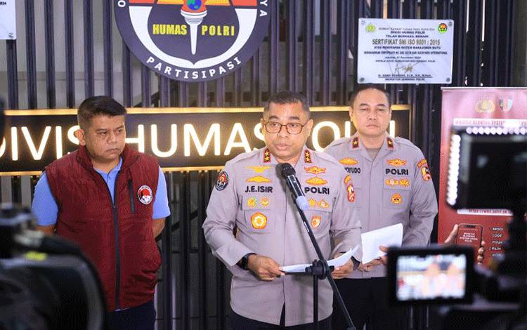 Polri Buru Bandar "E" Pemasok Narkoba di Kasus AKBP Didik