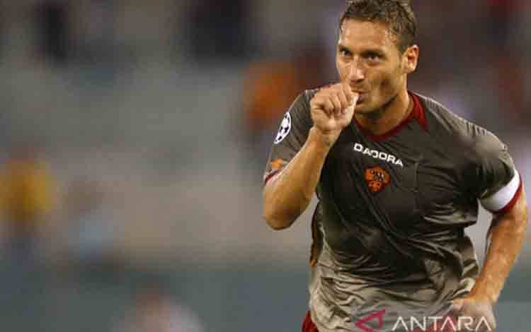 Francesco Totti Konfirmasi Rumor soal Potensi kembali ke AS Roma