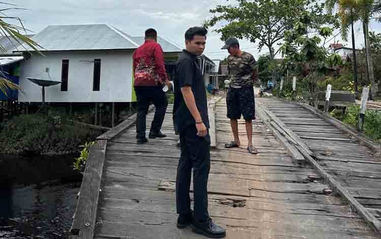 DPRD Kotim Soroti Kondisi Jembatan Telaga Baru-Pelangsian