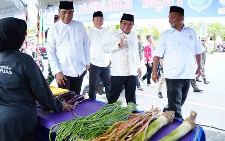 60 Lapak Gratis Warnai Pasar Ramadan Kapuas 2026