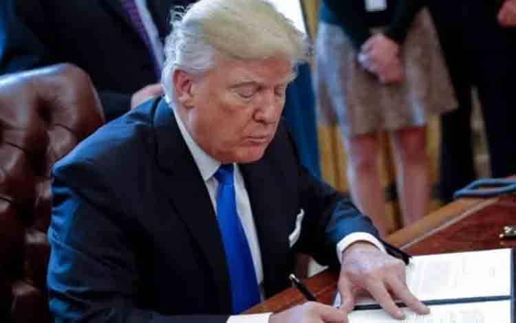 Trump Hentikan Pungutan Tarif Tambahan Usai Putusan Mahkamah Agung AS