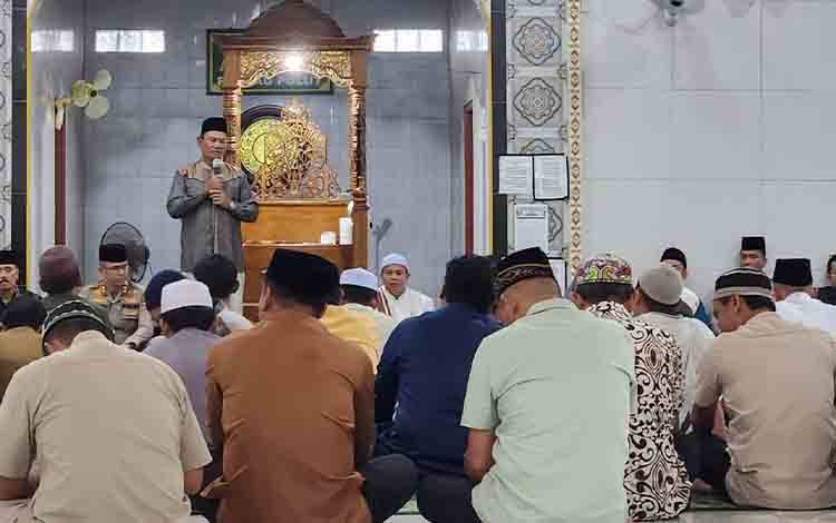 Safari Ramadan Bupati Seruyan di Rantau Pulut Perkuat Silaturahmi