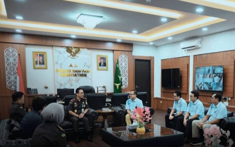Kejati Kalteng Terima Kunjungan PLN UIP KLB, Bahas Sinergi Dukung Pembangunan Infrastruktur Listrik
