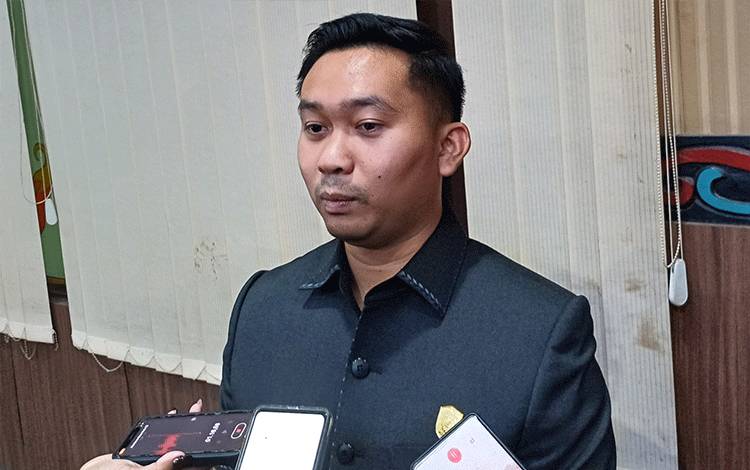 DPRD Kotim Dorong Perbup Ikat Mahasiswa Kedokteran Agar Kembali Mengabdi ke Daerah