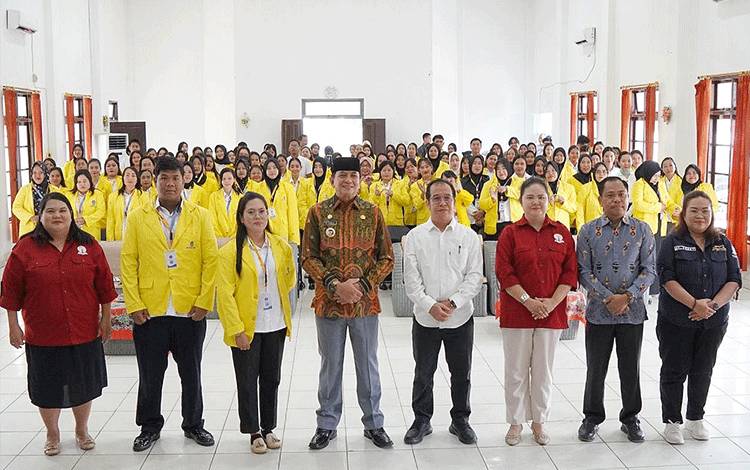 Bupati Bartim Inisiasi Program Kuliah Kepala Desa demi Penguatan SDM