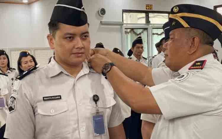 3 Pegawai Ditjenpas Kalteng Resmi Naik Pangkat