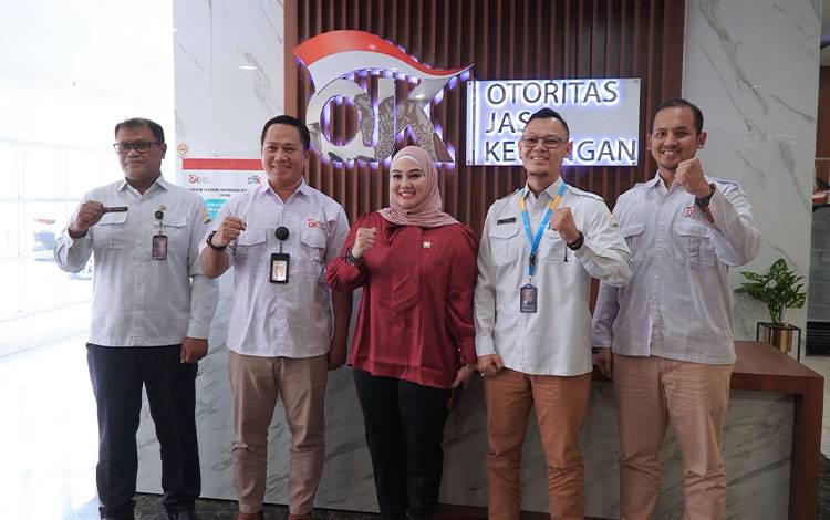 OJK Kalteng Terima Kunjungan Anggota DPD Siti Aseanti, Bahas Akses Pembiayaan UMKM
