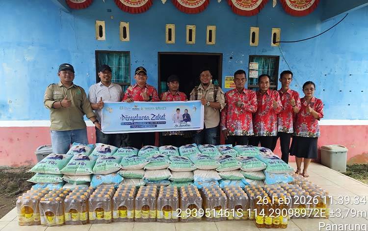 Zakat Tahunan H. Abdul Rasyid AS Hadir di Desa Panarung, Dapur Warga Tetap Mengepul