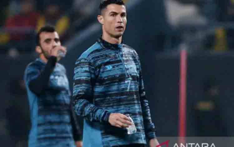 Ronaldo Sampaikan Pesan Hormat Kepada Messi