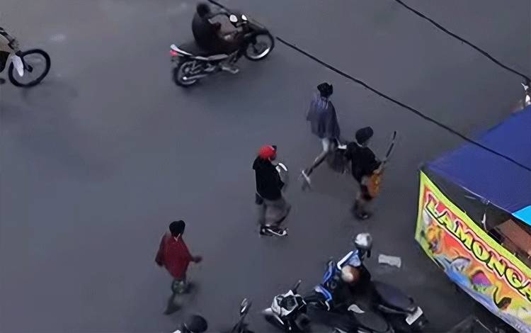 Satpol PP Kotim Tertibkan Pengamen Jalanan yang Resahkan Warga di Jalan A Yani Sampit