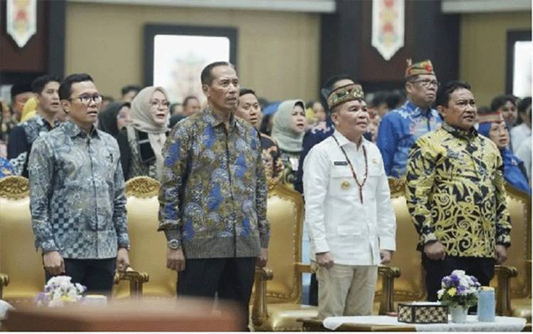Gubernur Kalteng Gandeng 36 Perguruan Tinggi Wujudkan Satu Rumah Satu Sarjana