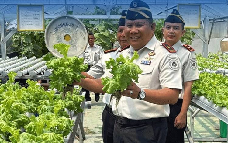 Kakanwil Ditjenpas Kalteng Tinjau Program Pembinaan Kemandirian di Lapas Pangkalan Bun
