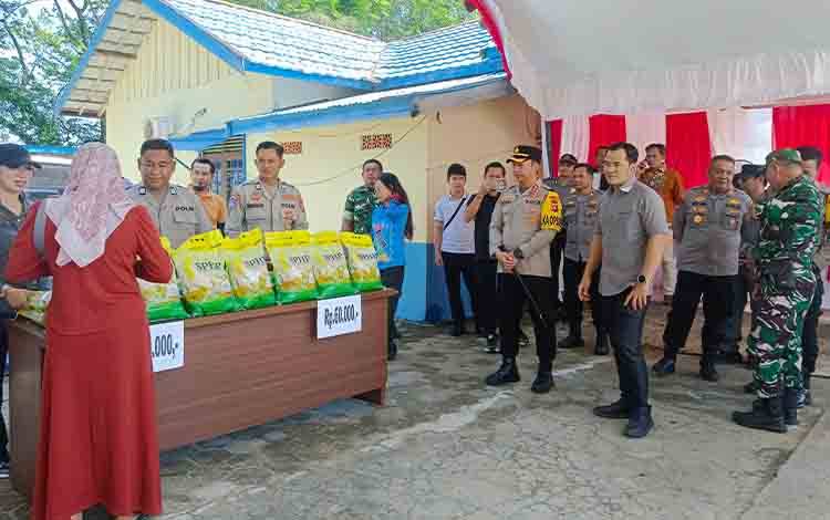 Bupati Pulang Pisau Hadiri Gerakan Pangan Murah Polres