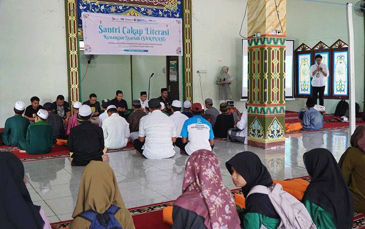 OJK Dorong Literasi Keuangan Syariah Santri Lewat Program SAKINAH