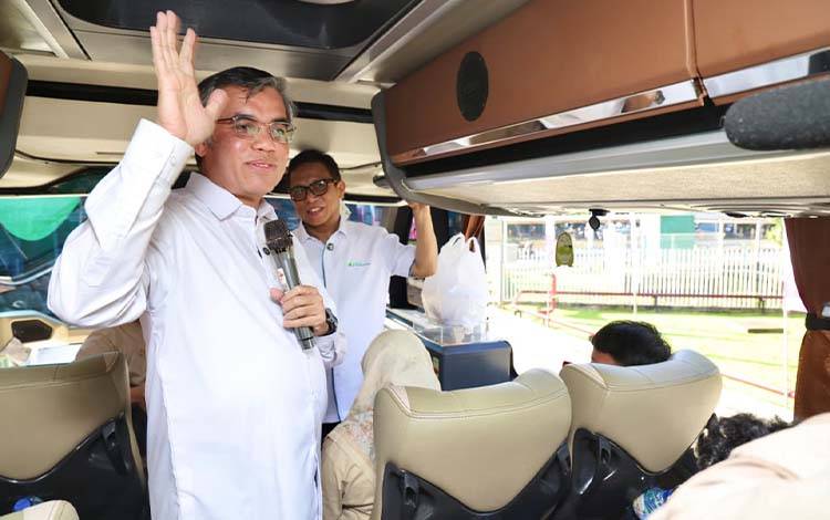 Menaker Lepas Mudik 1.431 Pekerja Panasonic, Tekankan Pentingnya Memanusiakan Pekerja