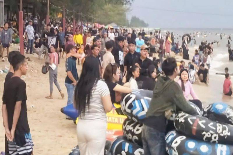 Pantai Ujung Pandaran Jadi Destinasi Favorit Wisatawan Kotim Saat Lebaran