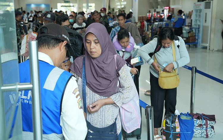 PELNI Layani 316 Ribu Penumpang Arus Mudik, Cabang Kumai Jadi Nomor 5 Terpadat