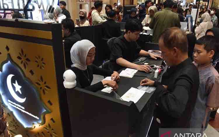 Harga Emas Antam pada Sabtu Naik Rp27.000 ke Rp2,837 Juta/gr