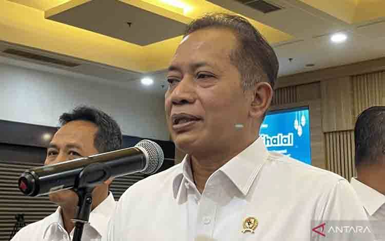 Menkop: Penyaluran Truk dan Pikap Dukung Operasional Kopdes