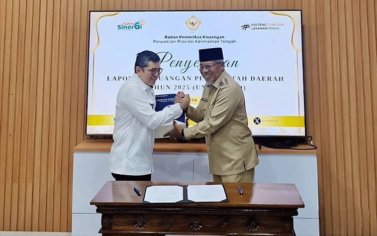Pemkab Kobar Serahkan LKPD 2025 Pada BPK Kalteng