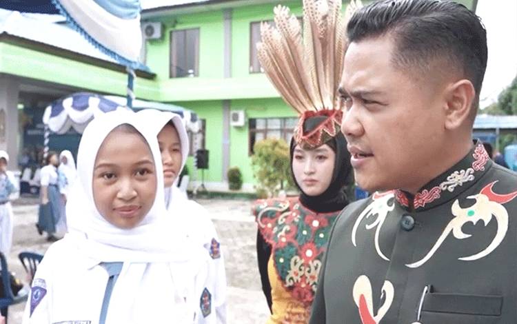 Pelajar Keluhkan Susahnya Akses Kartu Indonesia Pintar Kuliah