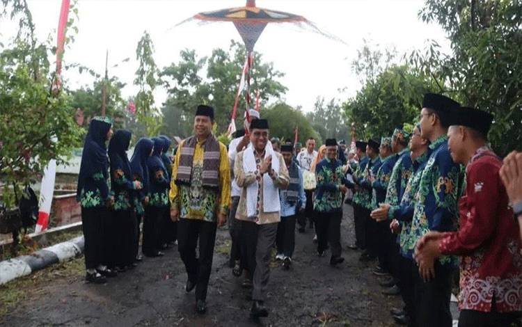 Wakil Bupati Hadiri Peletakan Batu Pertama Mushola Al Ikhlas Kemenag Seruyan