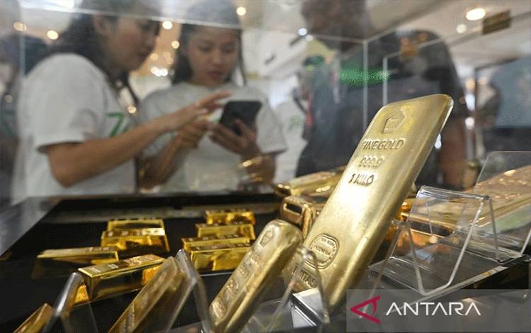 Harga Emas UBS-Galeri24 Turun, Antam Naik di Pegadaian Jumat Pagi
