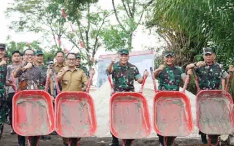 Pembangunan Jembatan Perintis Garuda di Habaring Hurung Dimulai