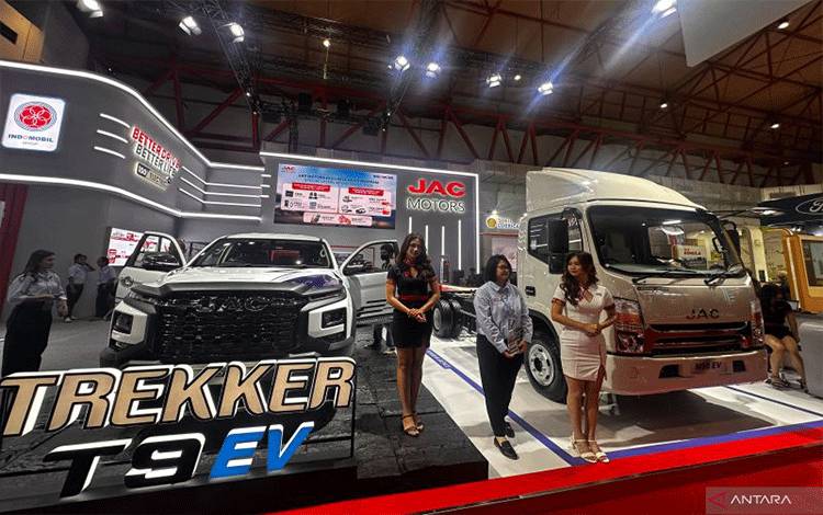 JAC Motors Pamerkan Tiga Kendaraan Listrik Andalan di GIICOMVEC 2026