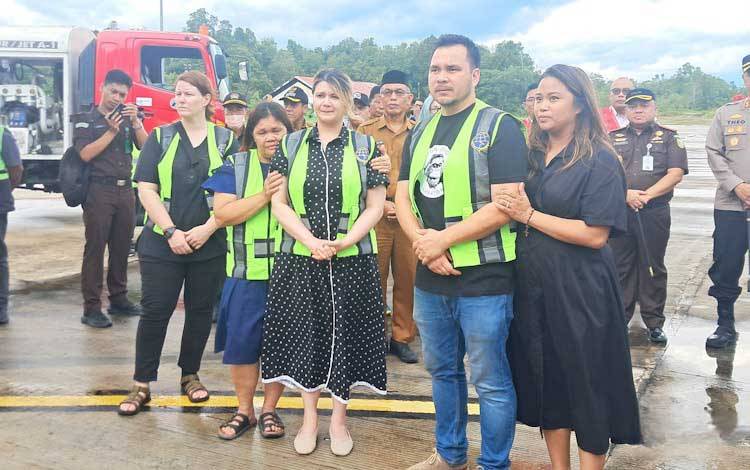 Pemakaman Birute Galdikas Dilaksanakan Secara Adat Dayak