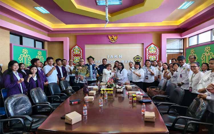 Reses DPRD Serap Aspirasi di IAKN Palangka Raya, Dorong Peningkatan Status hingga Fasilitas Kampus