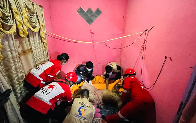 Warga Baamang Sampit Digegerkan dengan Penemuan Mayat Pria di Dalam Rumah