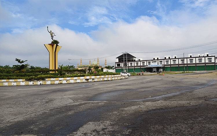 Perempuan Jadi Korban Jambret di Jalan Samari Pangkalan Bun yang Tanpa Penerangan
