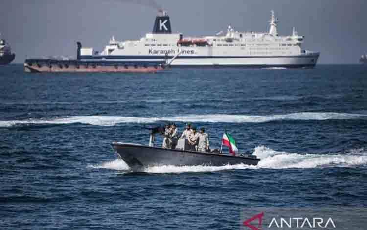 Iran Ancam Tutup Selat Bab al-Mandab Jika AS Perketat Blokade Laut