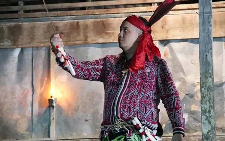Bupati Lamandau Rizky Aditya Jadi Pemain Film Tanah Dayak: Promosikan Kinipan