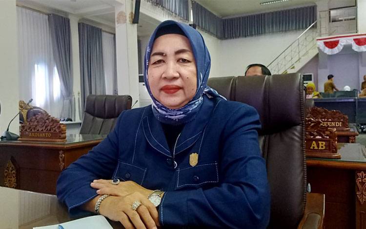 Semangat Kartini, DPRD Barito Utara Dukung Lomba Puisi Perempuan TP PKK