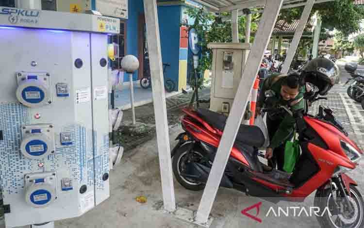 Menkeu: Aturan Baru Tidak Ubah Total Pajak Kendaraan Listrik