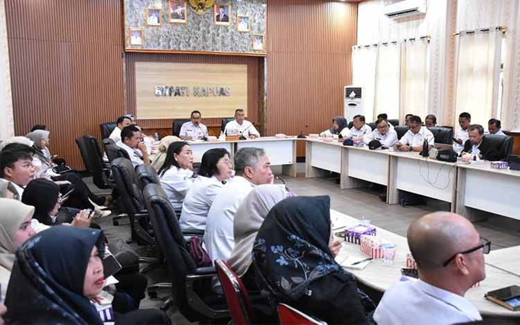 Optimalisasi WFH-WFO, Pemkab Kapuas Tekankan Laporan Akurat dan Terukur