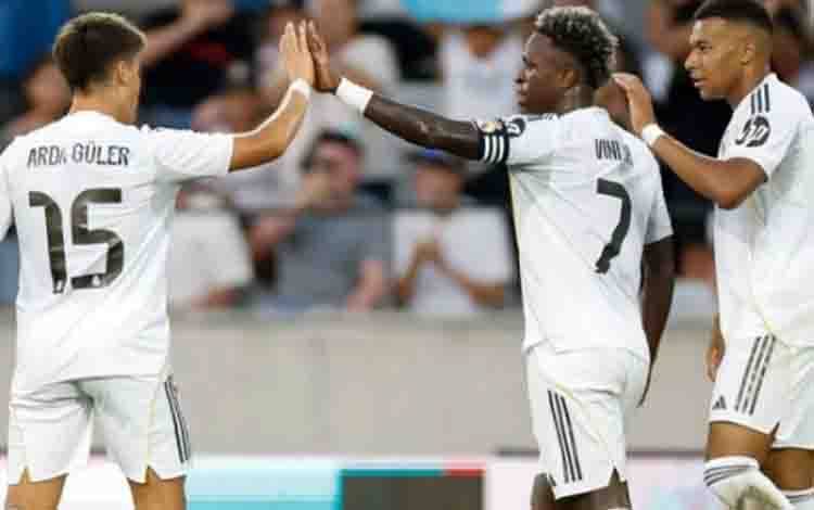 Real Madrid Amankan Kemenangan Tipis 1-0 Kontra Villarreal