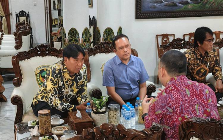 DPRD Palangka Raya Dorong Penerangan Jalan Lebih Efektif dan Berkelanjutan