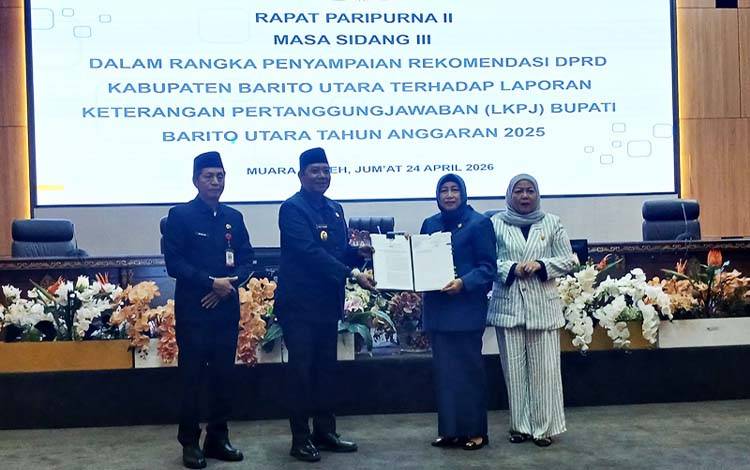 Bupati Barito Utara Apresiasi Rekomendasi DPRD terhadap LKPJ 2025
