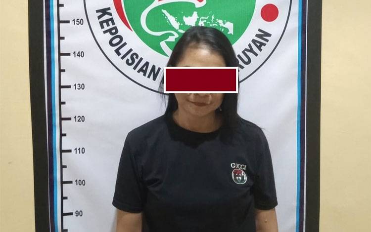 Satresnarkoba Polres Seruyan Ungkap 86 Paket Sabu di Kuala Pembuang, Seorang Perempuan Diamankan