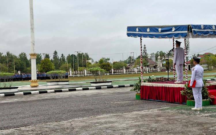 Bupati Gunung Mas Pimpin Upacara Peringatan Hari Otonomi Daerah XXX